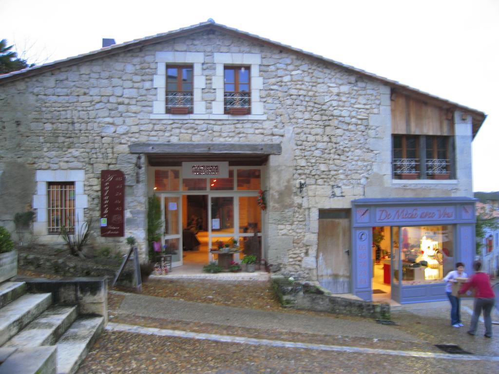 Faubourg St Jean Daire Aubeterre-sur-Dronne Dış mekan fotoğraf